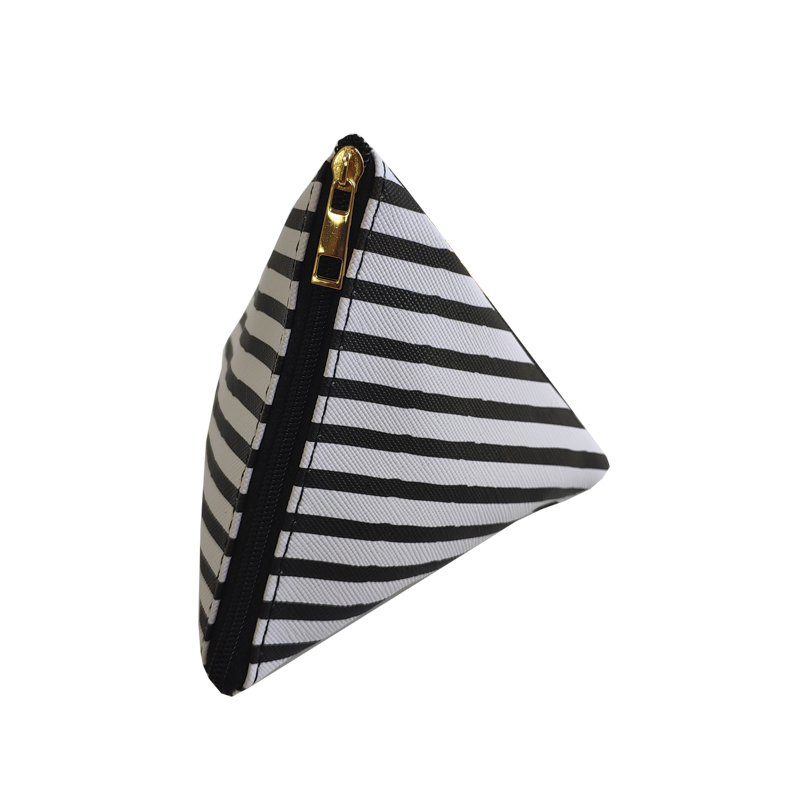 Косметичка Greenwich Products Love Треугольник