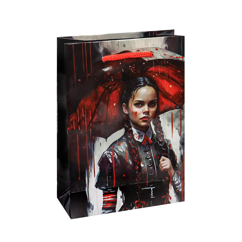 Подарочный пакет Миленд Девушка из Фильма 32*44*10 см ПКП-4334 1 шт