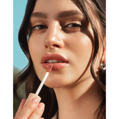 Блеск для губ лаковый Belor Design Nude Harmony Outfit Lip т.26 Berry Date 4,1 г