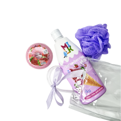 Подарочный набор Эстетическое Ателье Клубника со Сливками 3 пр