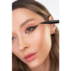 Подводка для глаз Belor Design Линия Стиля Черный 1,7 г