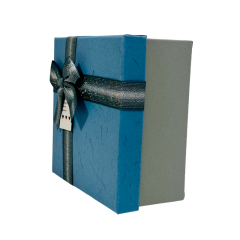 Коробка подарочная с бантом Accessories PLM33091 17*17*8 см 1 шт