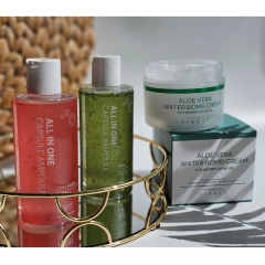 Крем для лица с экстрактом алоэ вера Jigott Aloe Vera Water Bomb Cream 150 мл