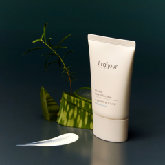 Крем для лица лёгкий солнцезащитный хауттюйния Fraijour Heartleaf Water Fit Sun SPF 50 50 мл