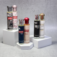 Женская парфюмерная вода Carrera Jeans 770 Original Donna 30 мл