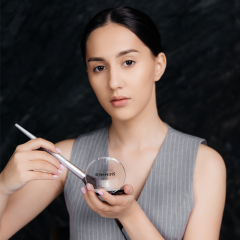 Хайлайтер для лица Seiyo Shimmer Highlighter т.12 8 г