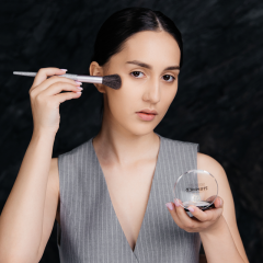 Хайлайтер для лица Seiyo Shimmer Highlighter т.01 8 г