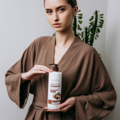 Шампунь для волос против перхоти с экстрактом кокоса Sadoer Coconut Oil Dandruff Shampoo 500 мл